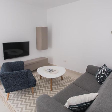 Blue Adria Apartment Primosten Exterior photo